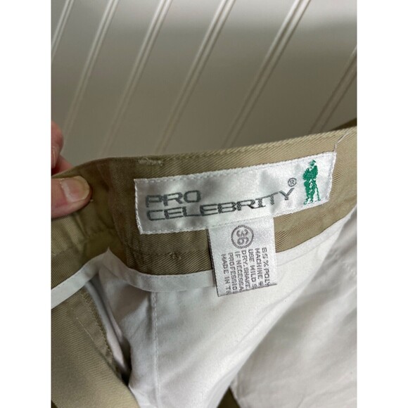 Pro Celebrity Men’s Tan/ Beige color Elastic Waist Pleated Front Shorts Size 36 - Picture 5 of 5